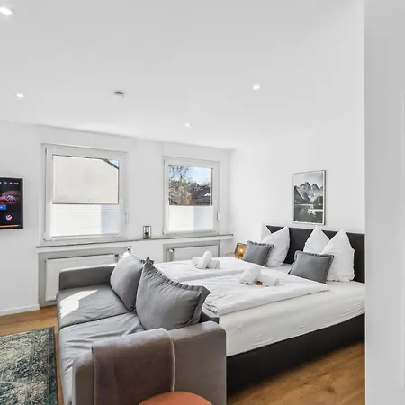 Chalet-uni- Boxspringbett Kueche-ruhig-parkplatz