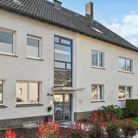 Citychalet-uni- Boxspringbett Kueche-ruhig-parkplatz