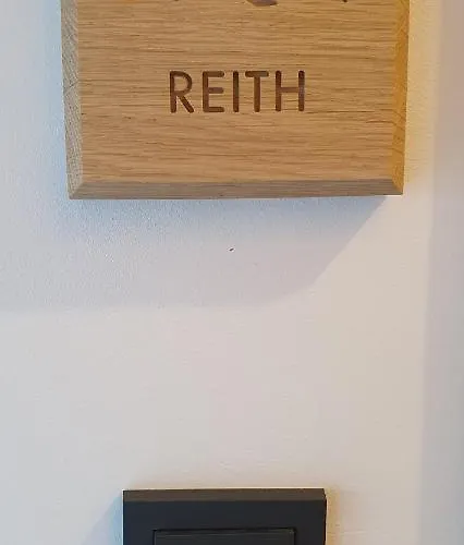 Chalet-uni- Boxspringbett Kueche-ruhig-parkplatz شقة بوخوم